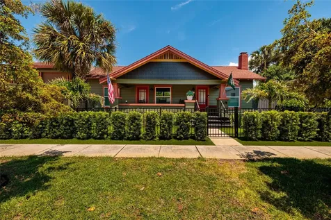 127 23rd Street N St Petersburg FL 33713