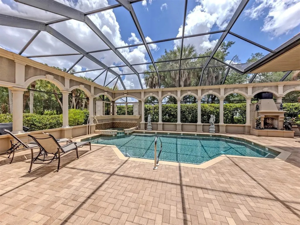 302 Stone Briar Creek Drive Venice FL 34292