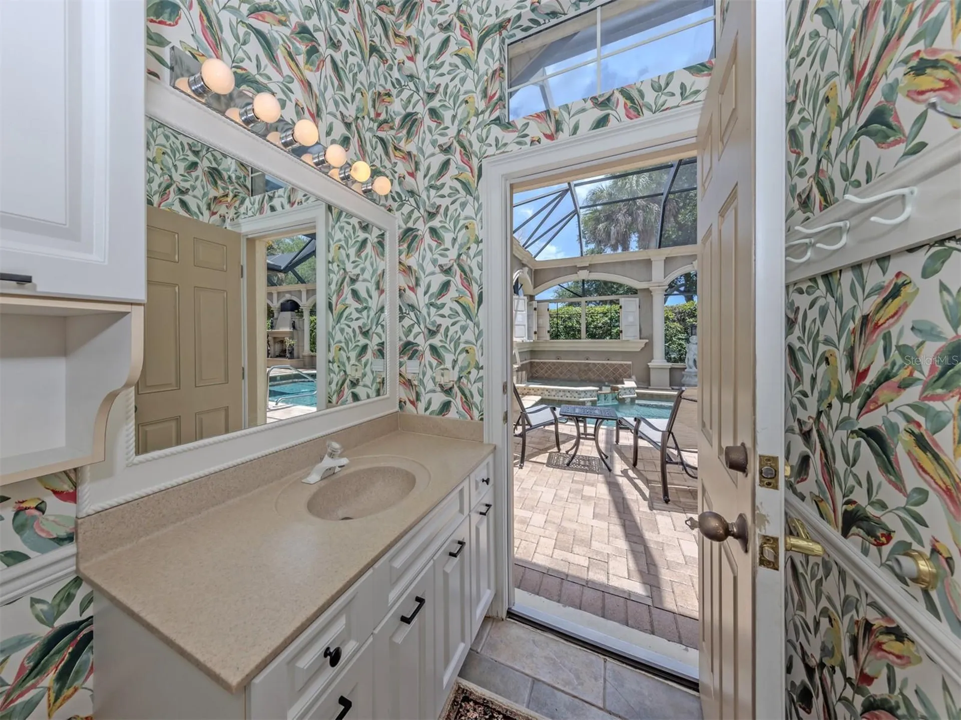 302 Stone Briar Creek Drive Venice FL 34292