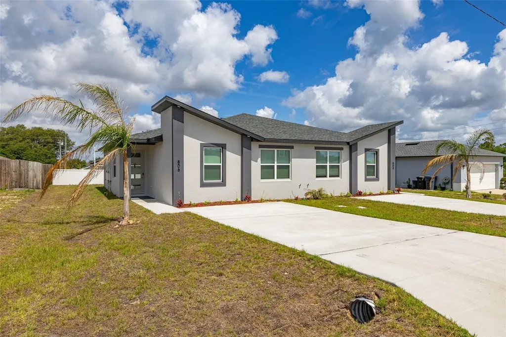 804-806 Colville Drive Kissimmee FL 34759