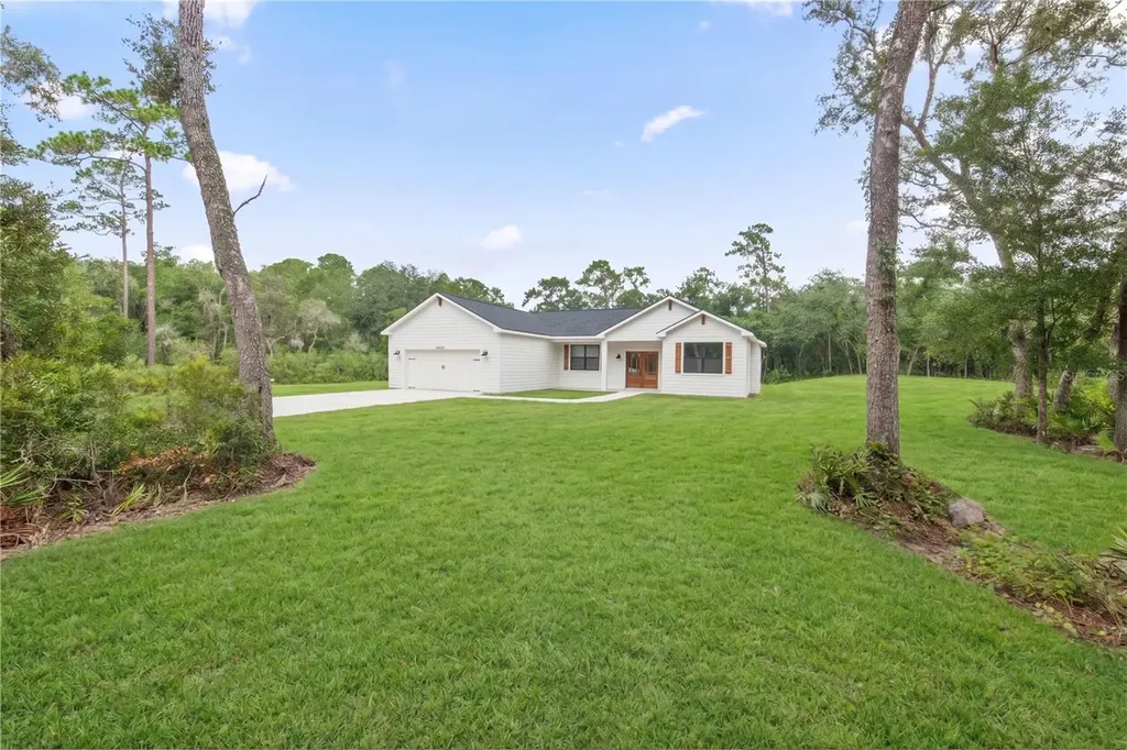 35425 Nutmeg Drive Webster FL 33597