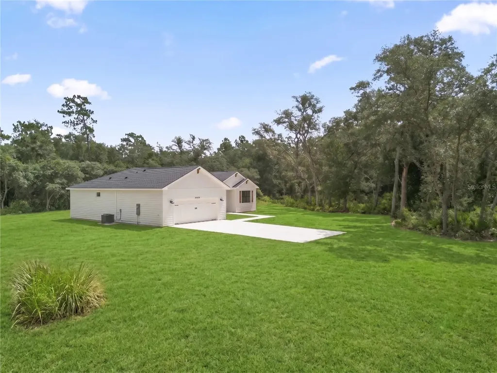 35425 Nutmeg Drive Webster FL 33597