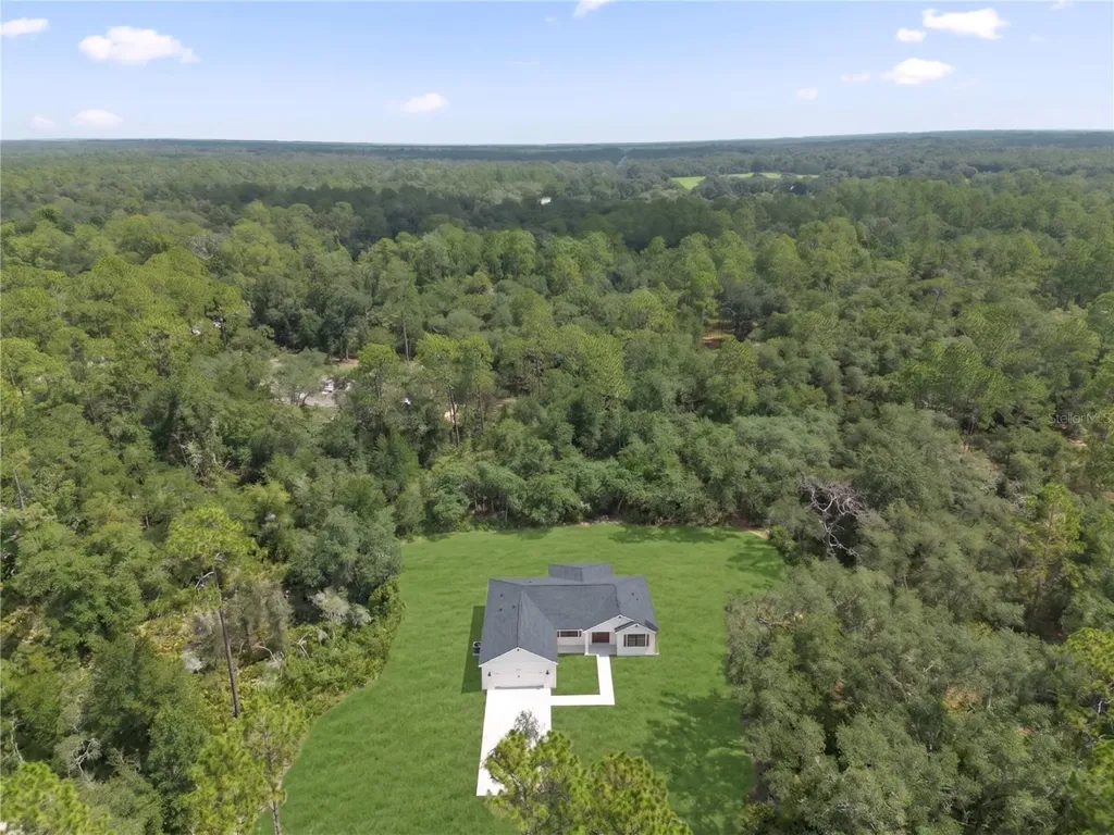 35425 Nutmeg Drive Webster FL 33597
