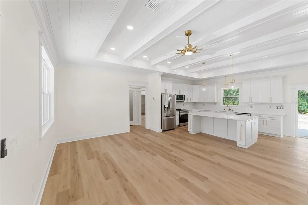 35425 Nutmeg Drive Webster FL 33597