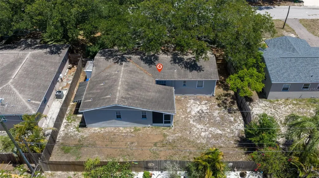 4558 25th Avenue N St Petersburg FL 33713