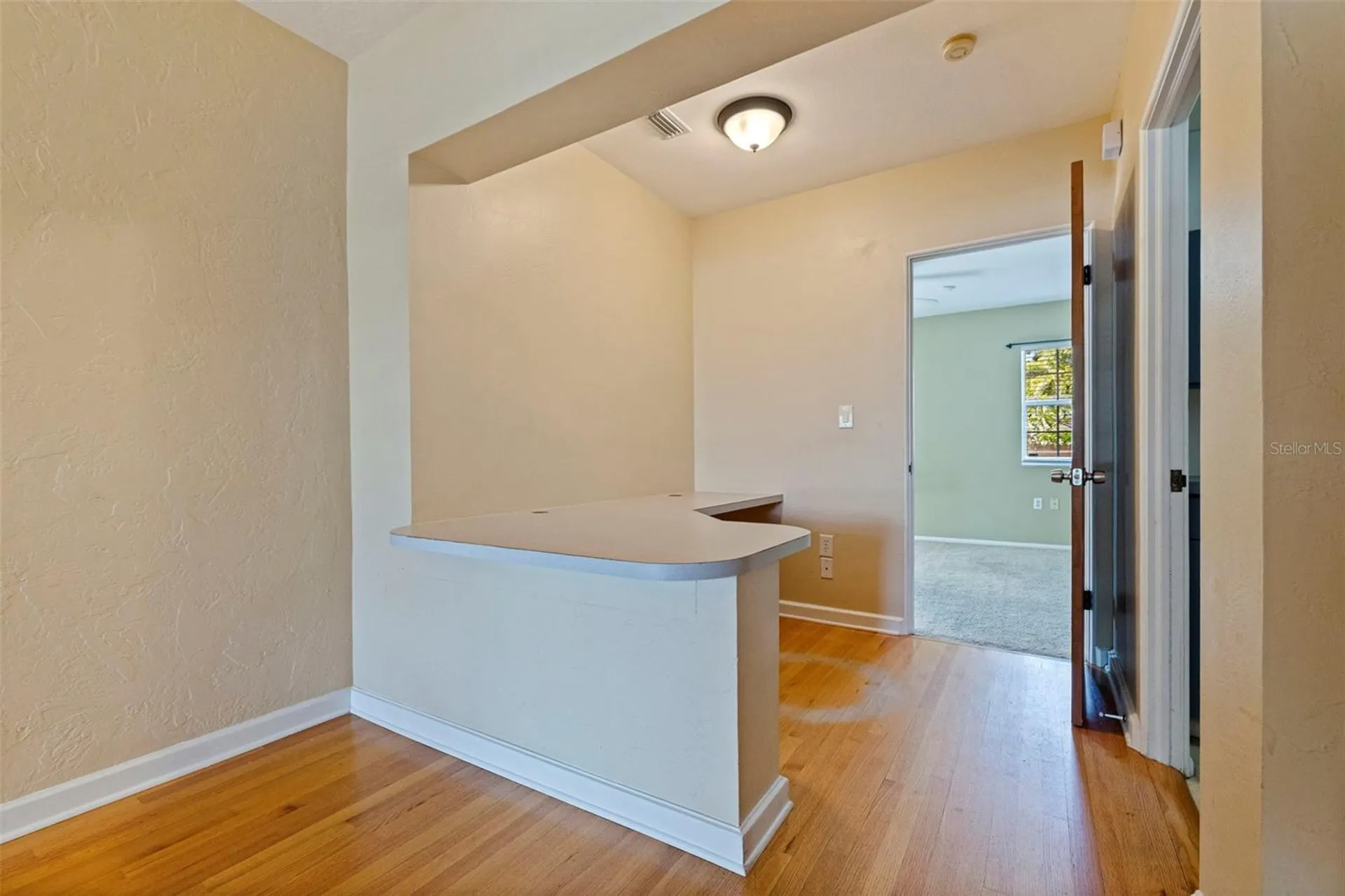 4558 25th Avenue N St Petersburg FL 33713