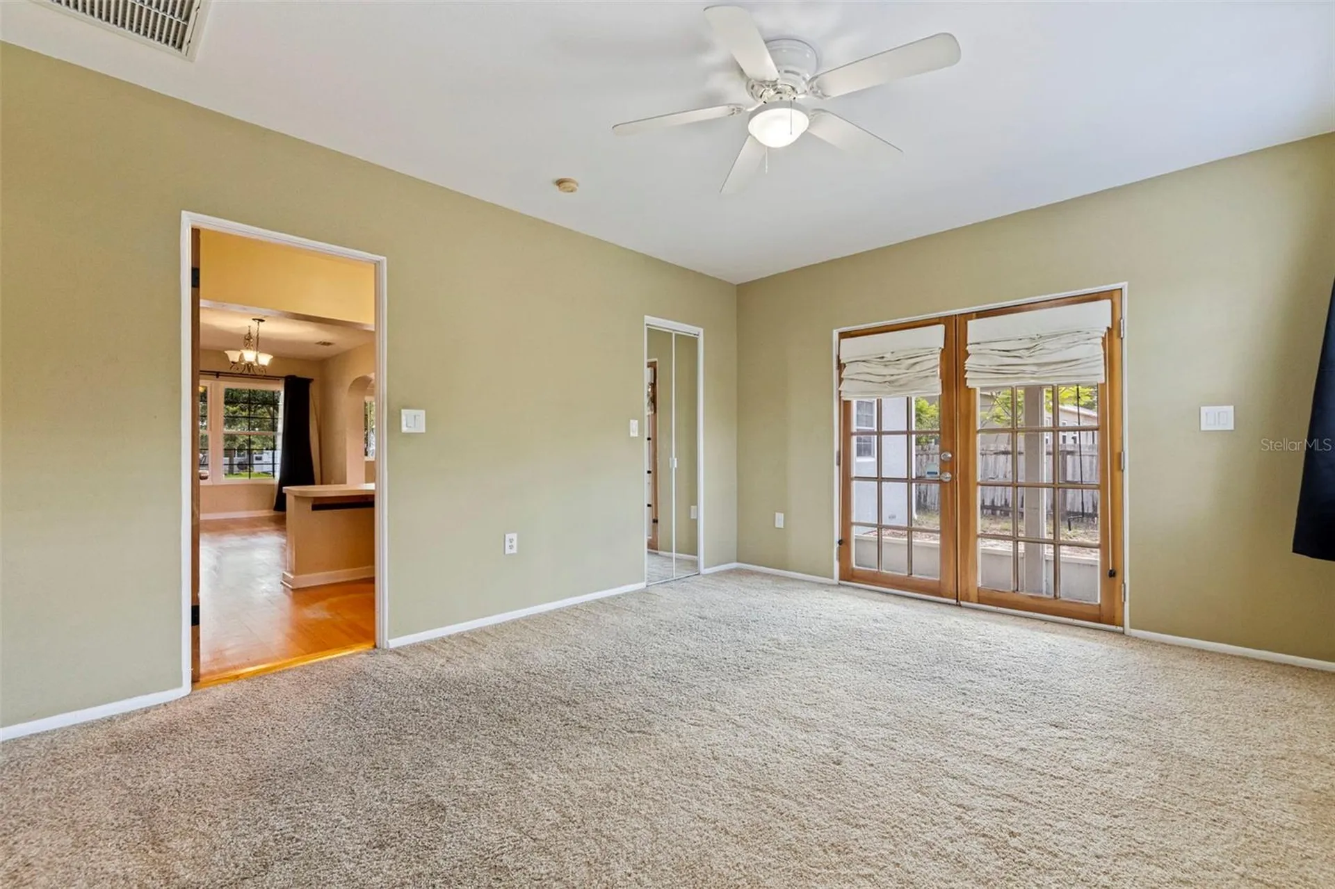 4558 25th Avenue N St Petersburg FL 33713