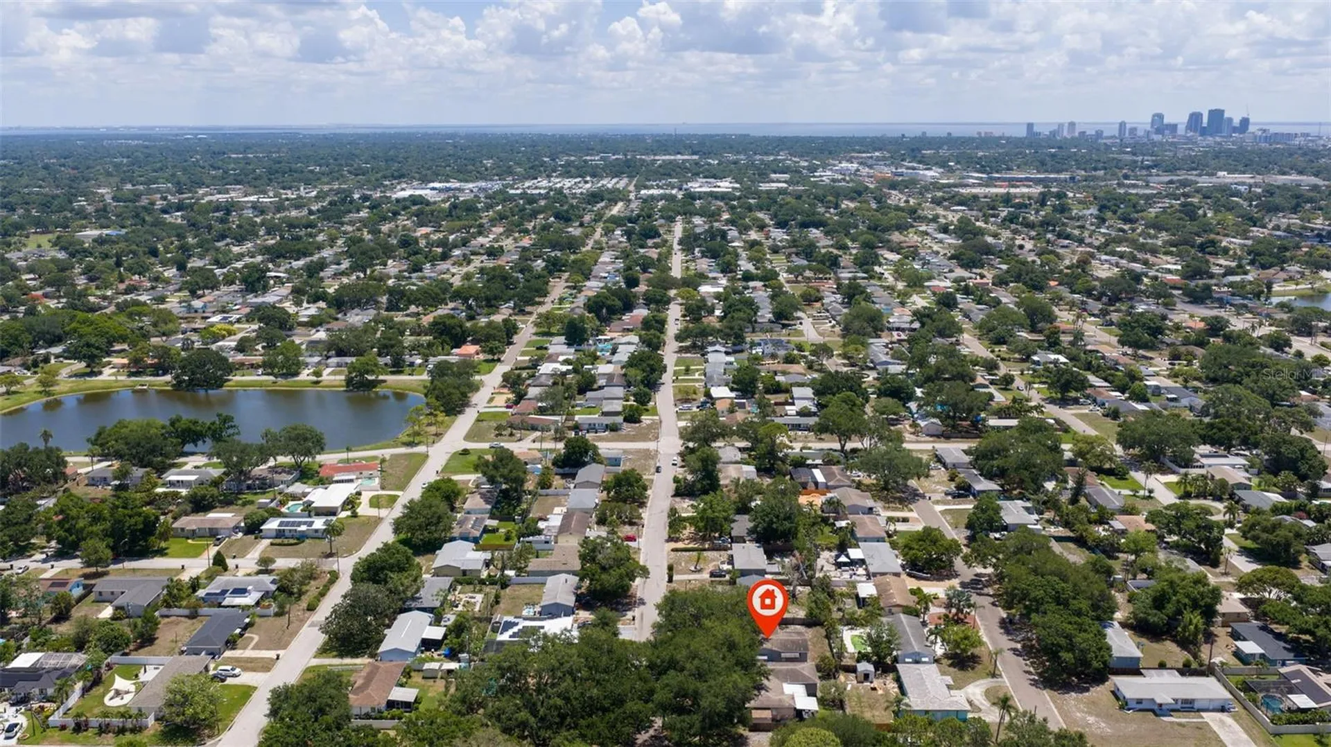 4558 25th Avenue N St Petersburg FL 33713