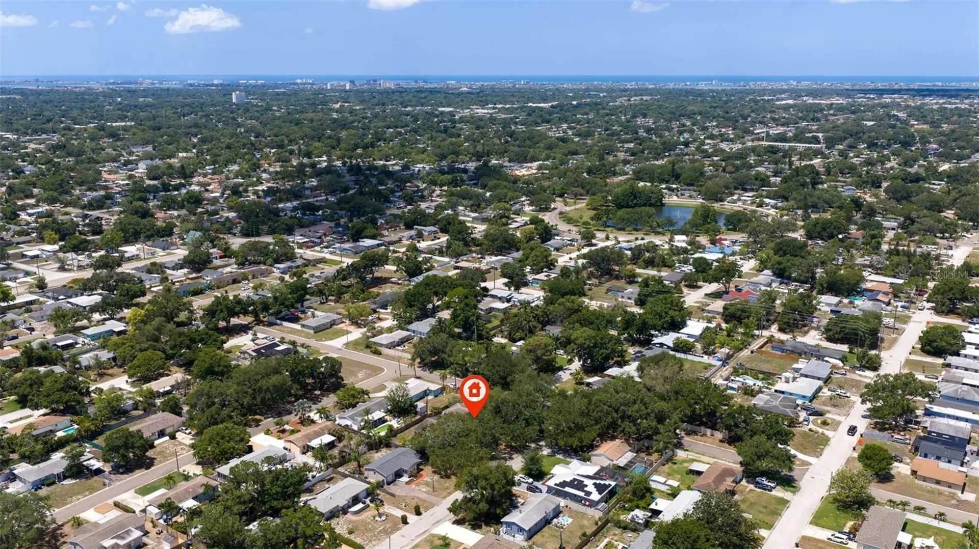 4558 25th Avenue N St Petersburg FL 33713