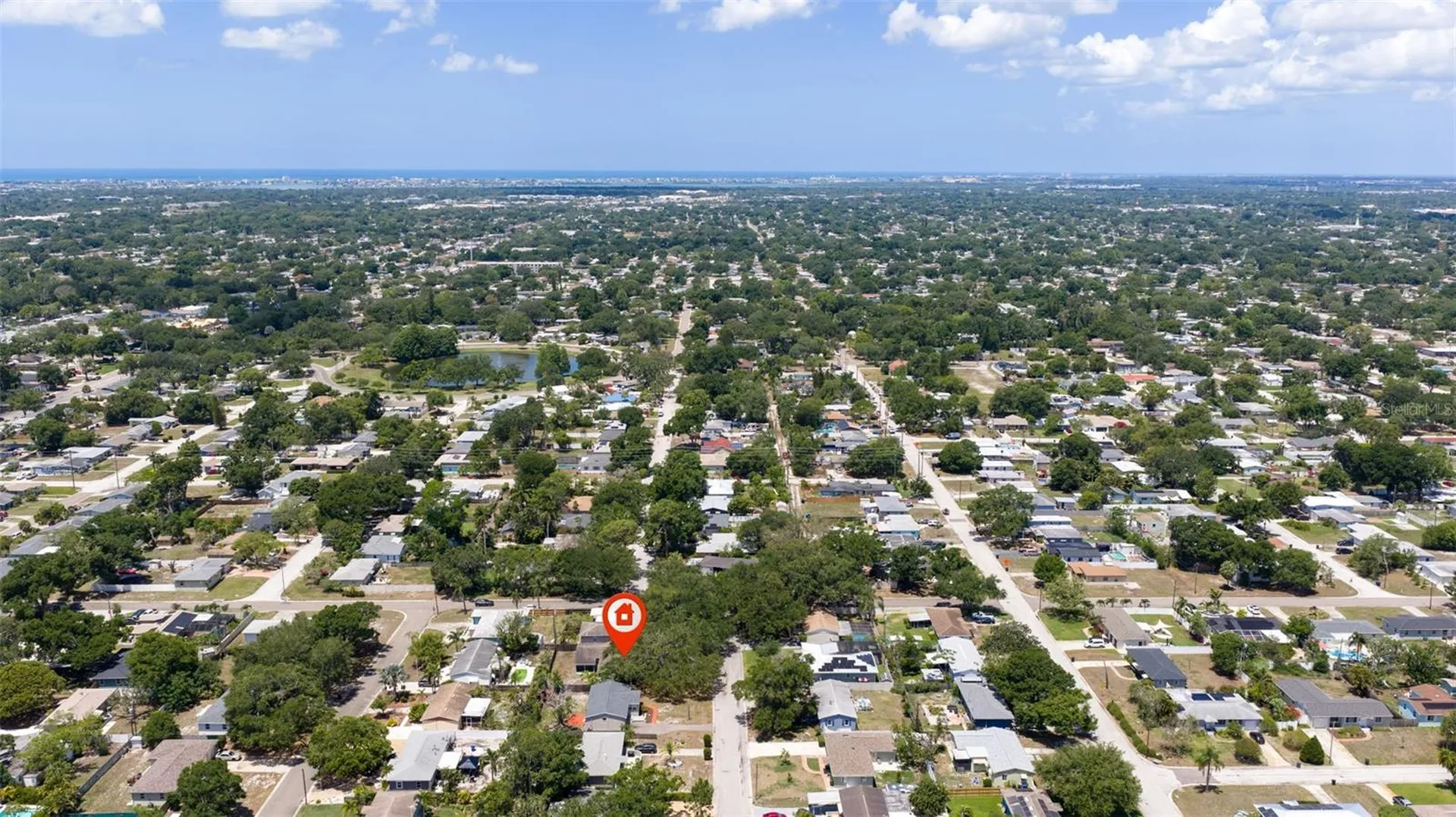 4558 25th Avenue N St Petersburg FL 33713