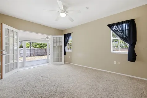 4558 25th Avenue N St Petersburg FL 33713
