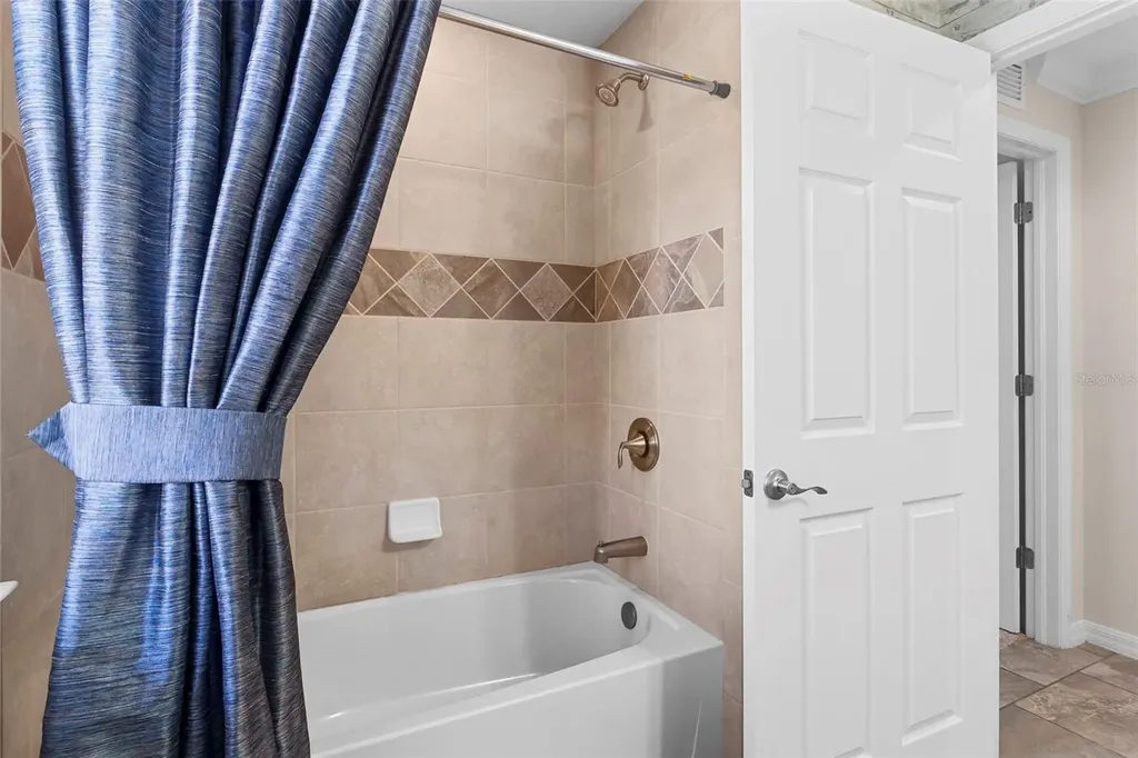 89 Navigation Circle Osprey FL 34229