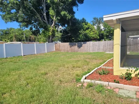 10385 111th Place Largo FL 33773