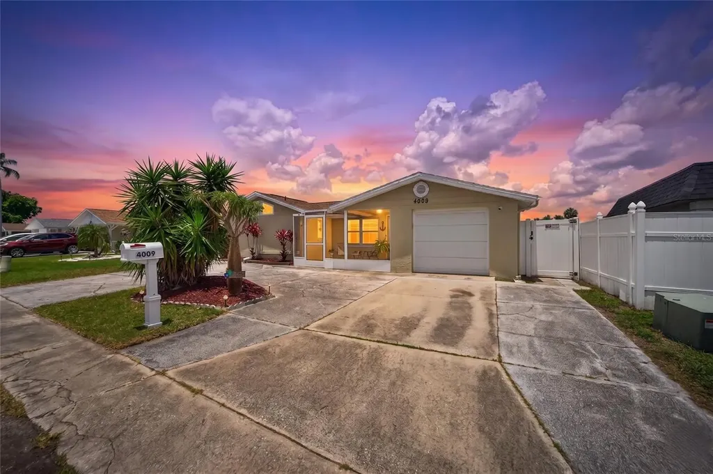 4009 Star Island Drive Holiday FL 34691