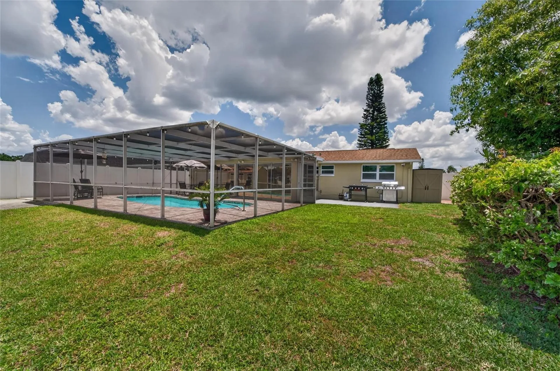 4009 Star Island Drive Holiday FL 34691