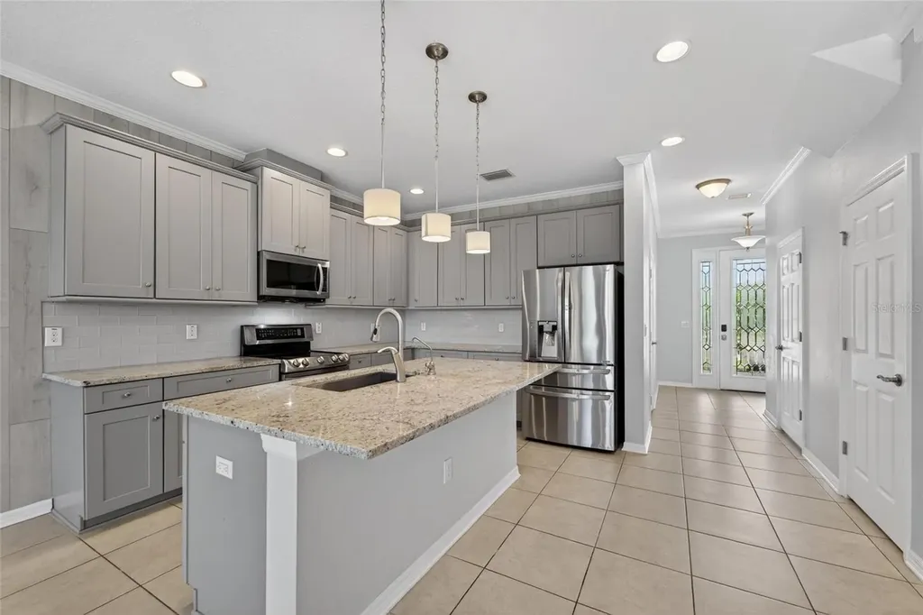 8108 Muddy Pines Place Tampa FL 33635