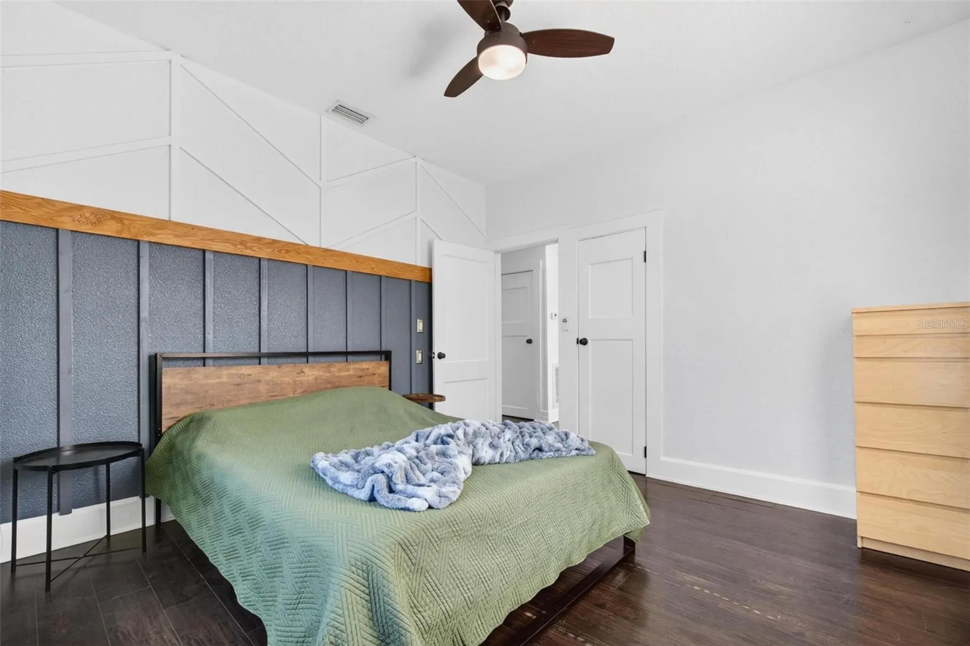 4556 Yarmouth Avenue S St Petersburg FL 33711