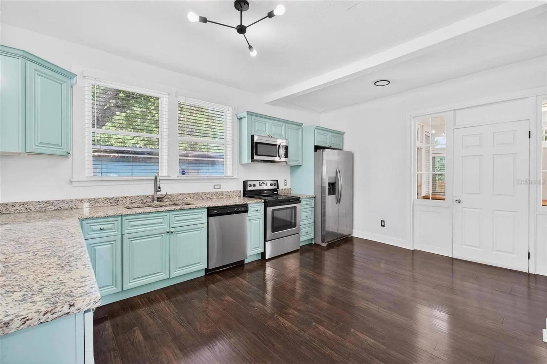 4556 Yarmouth Avenue S St Petersburg FL 33711