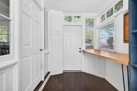 4556 Yarmouth Avenue S St Petersburg FL 33711