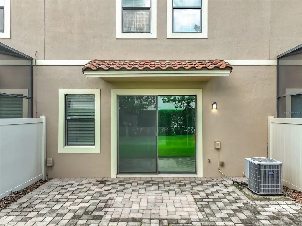 8304 Kelsall Drive Orlando FL 32832