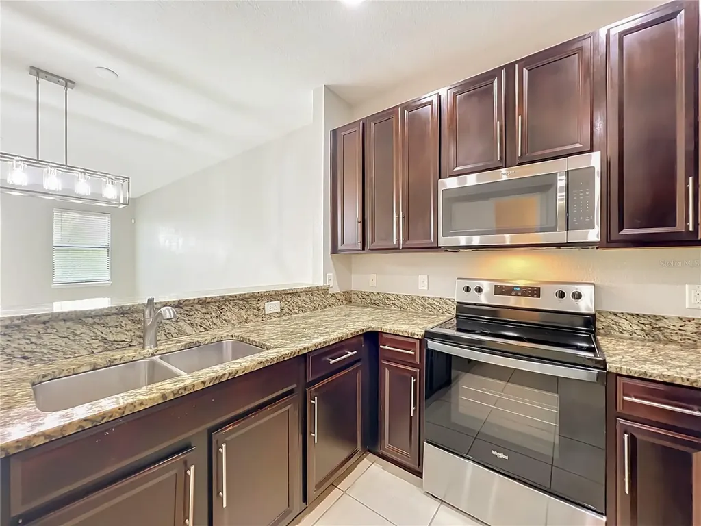 8304 Kelsall Drive Orlando FL 32832