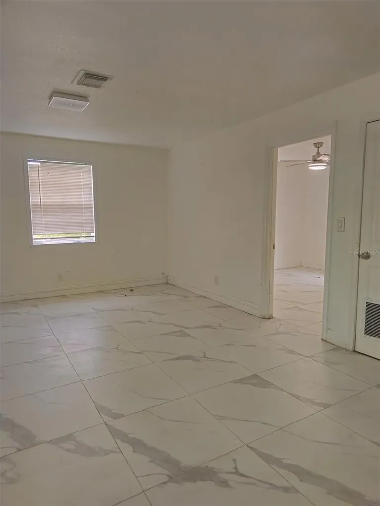 2472 17th Avenue S St Petersburg FL 33712