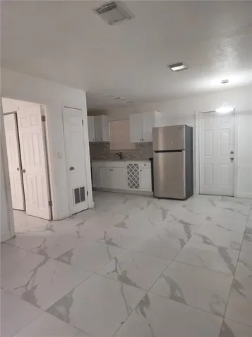 2472 17th Avenue S St Petersburg FL 33712