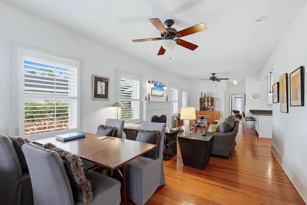 1828 Grove Street Sarasota FL 34239