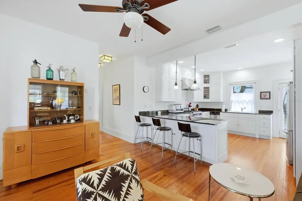 1828 Grove Street Sarasota FL 34239