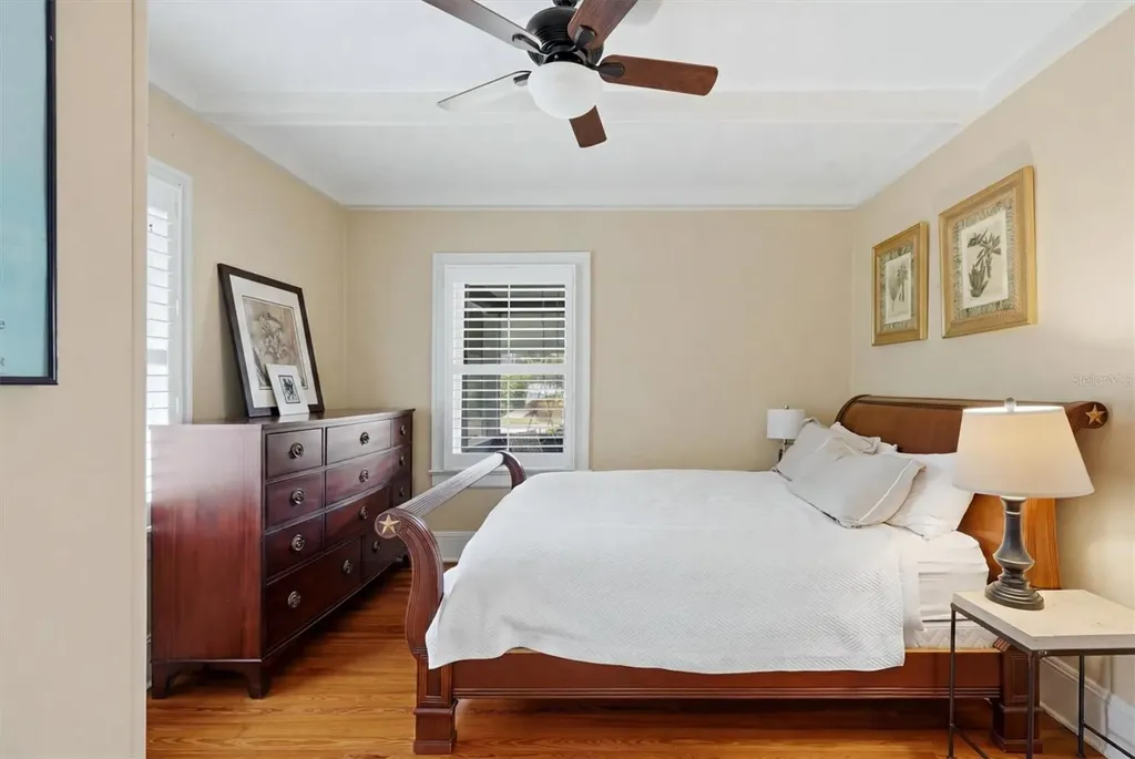 1828 Grove Street Sarasota FL 34239