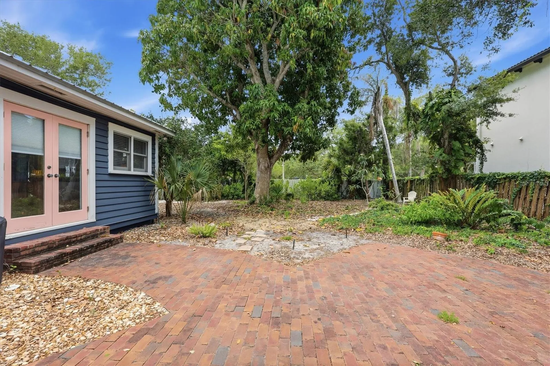 1828 Grove Street Sarasota FL 34239