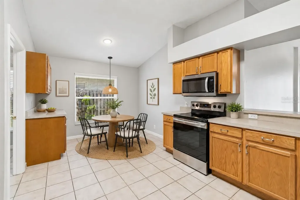 1822 Greystone Heights Drive Valrico FL 33594