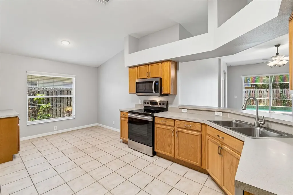 1822 Greystone Heights Drive Valrico FL 33594
