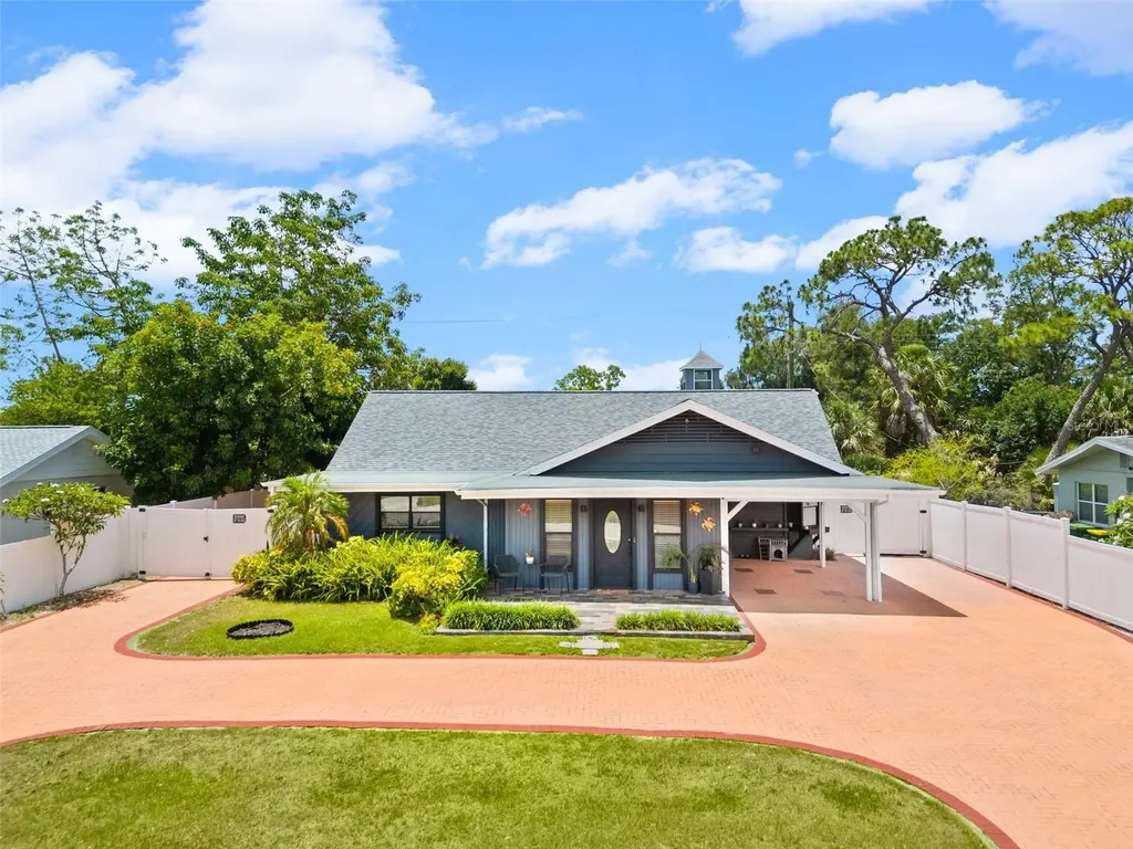 2712 Nancy Street Sarasota FL 34237