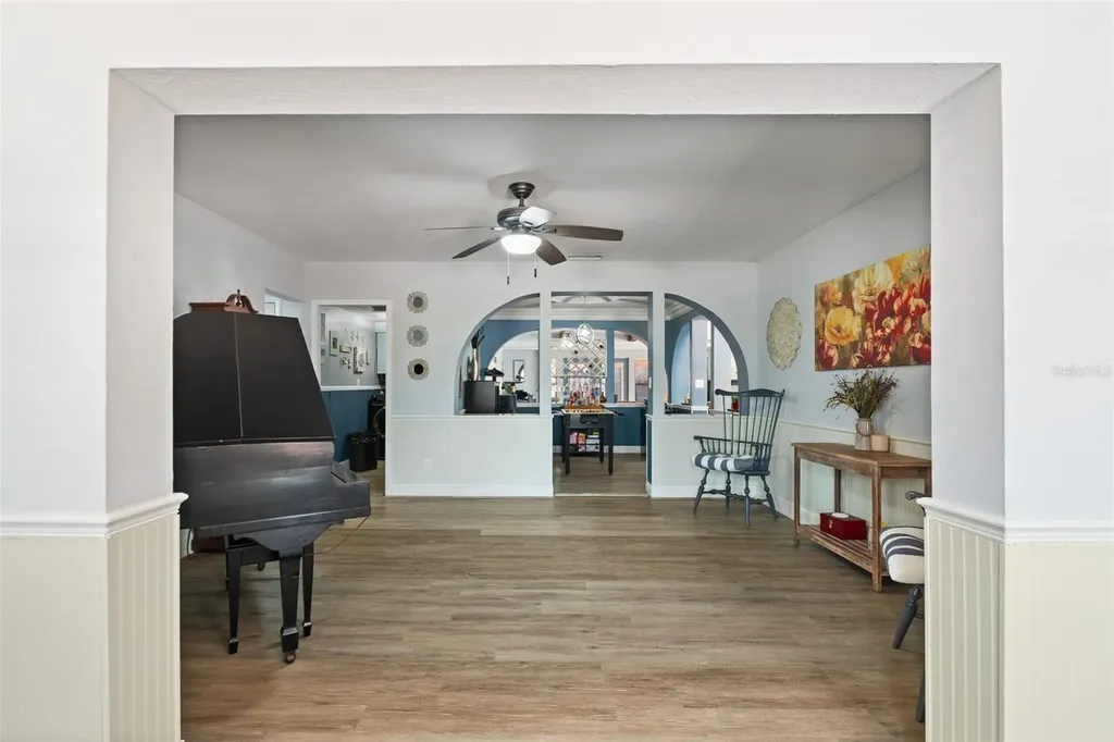 2712 Nancy Street Sarasota FL 34237