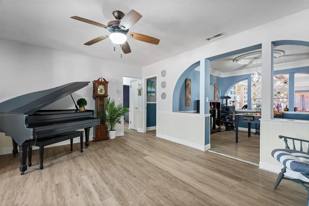 2712 Nancy Street Sarasota FL 34237