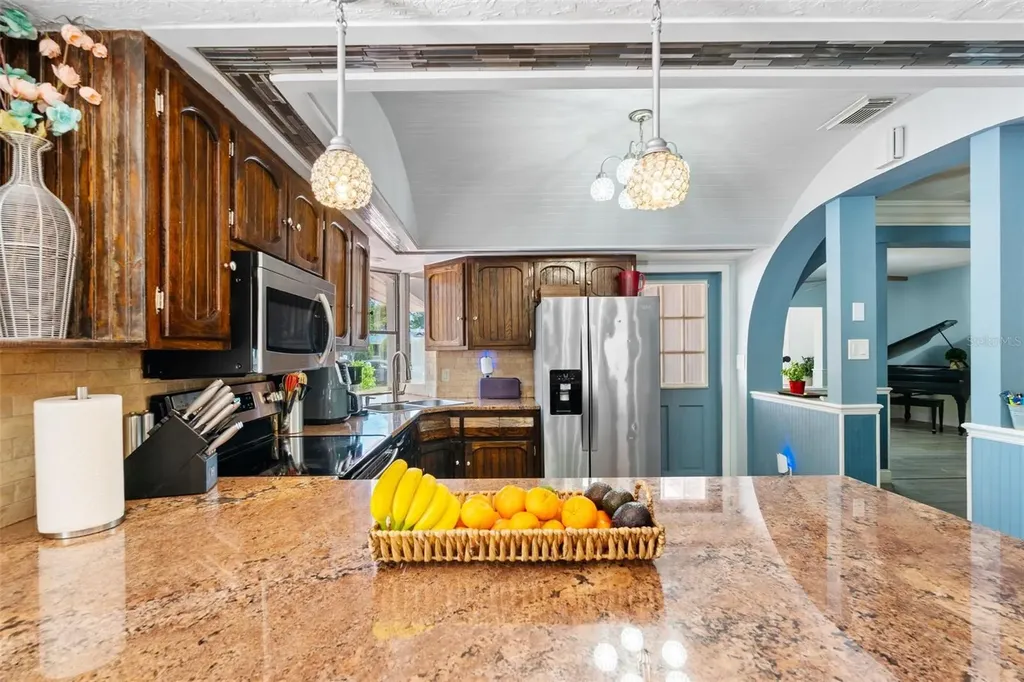2712 Nancy Street Sarasota FL 34237