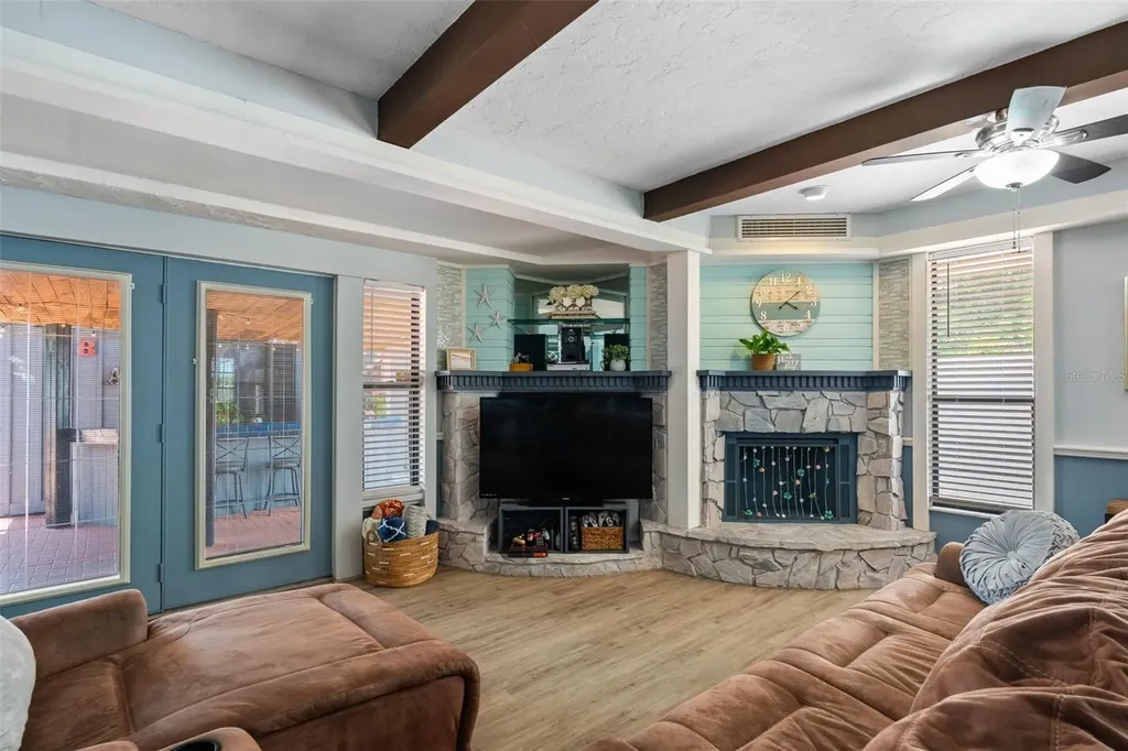 2712 Nancy Street Sarasota FL 34237