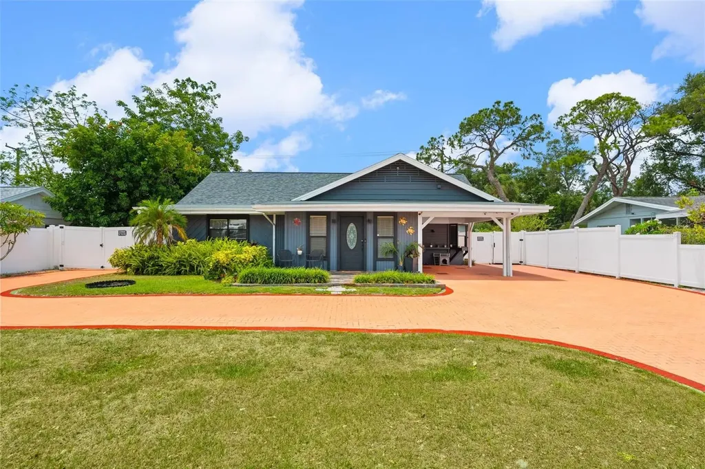 2712 Nancy Street Sarasota FL 34237