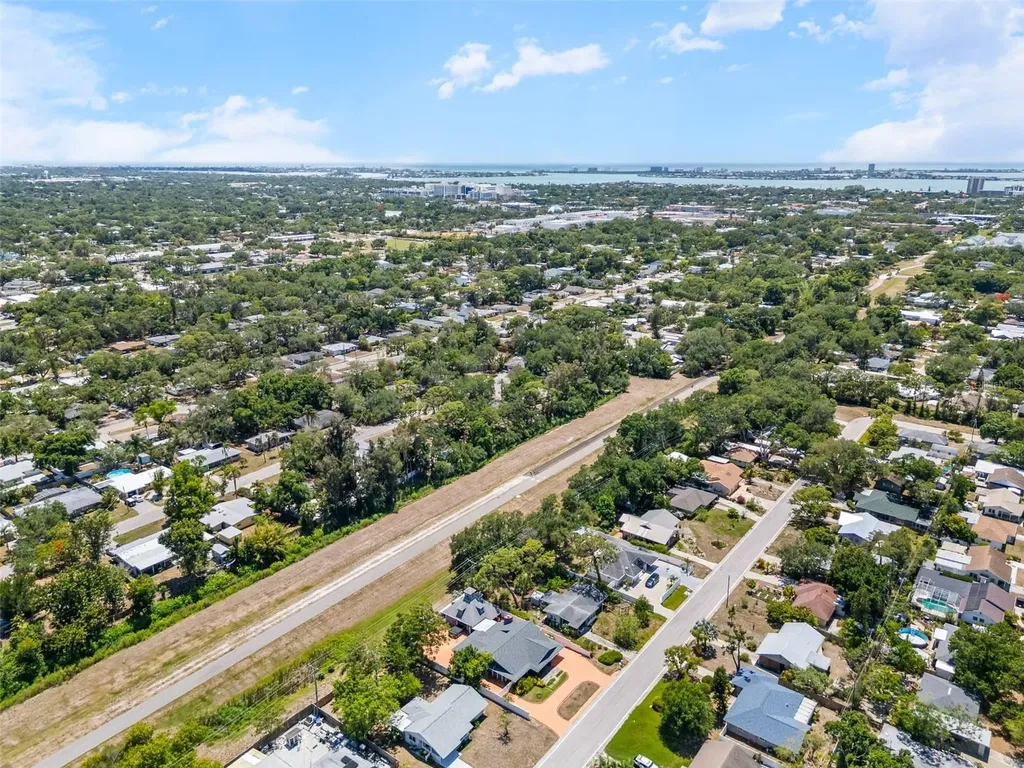 2712 Nancy Street Sarasota FL 34237