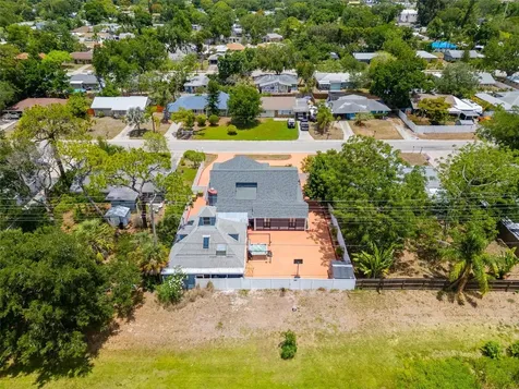 2712 Nancy Street Sarasota FL 34237