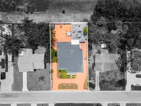 2712 Nancy Street Sarasota FL 34237