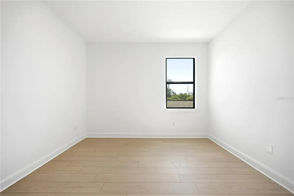 5890 Windbreak Court Apollo Beach FL 33572