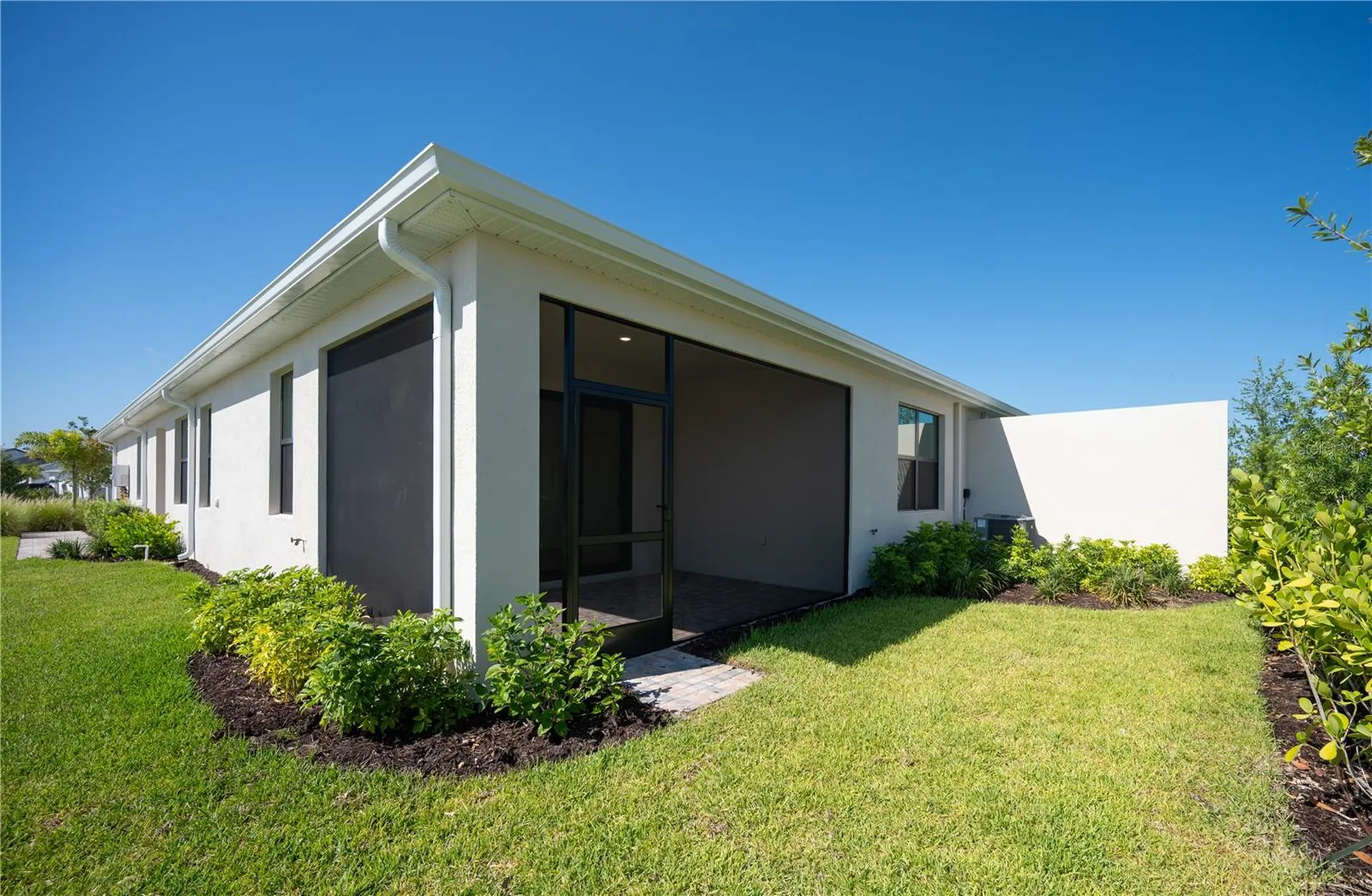 5890 Windbreak Court Apollo Beach FL 33572