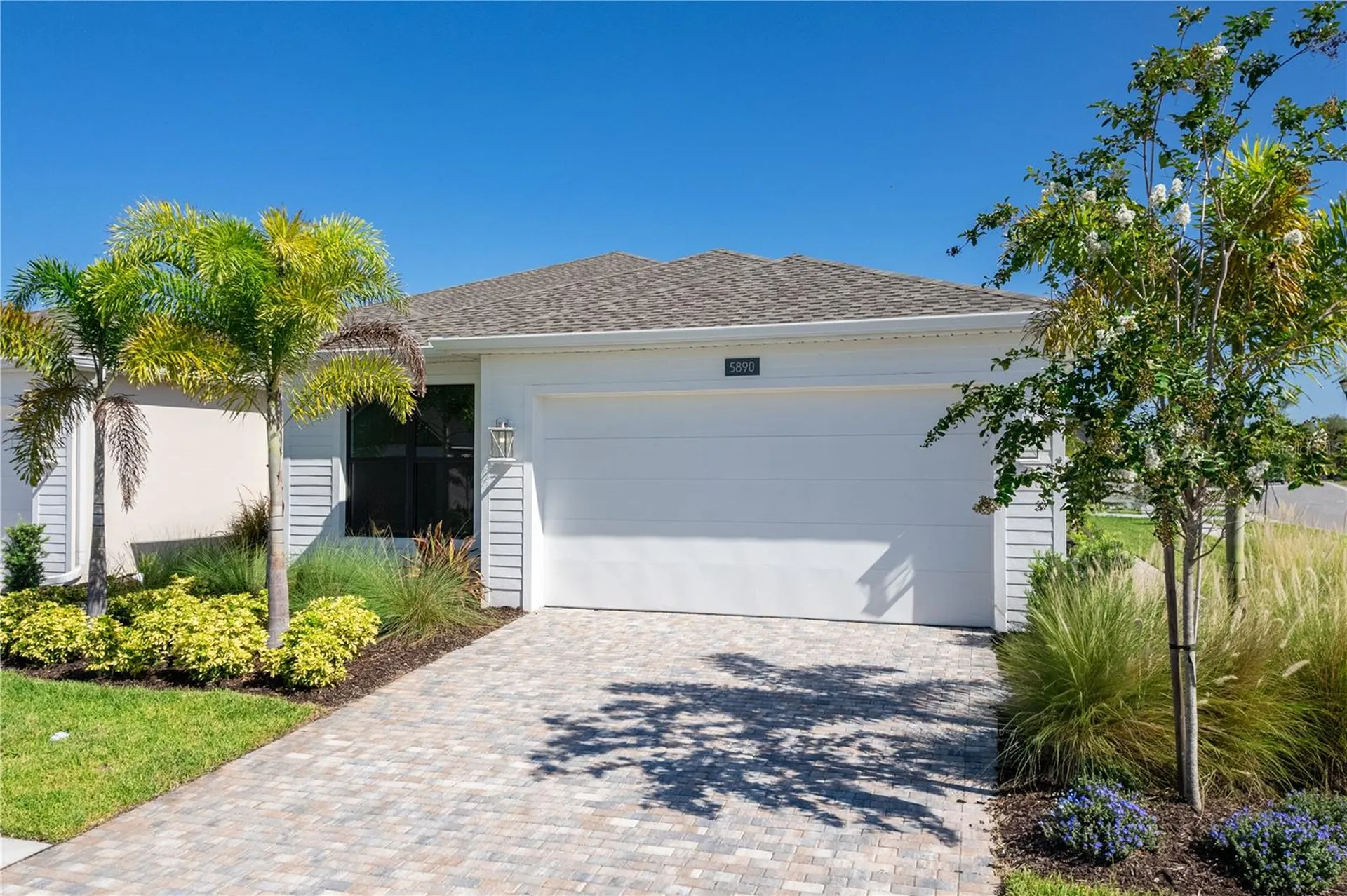 5890 Windbreak Court Apollo Beach FL 33572