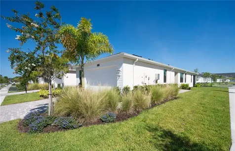 5890 Windbreak Court Apollo Beach FL 33572