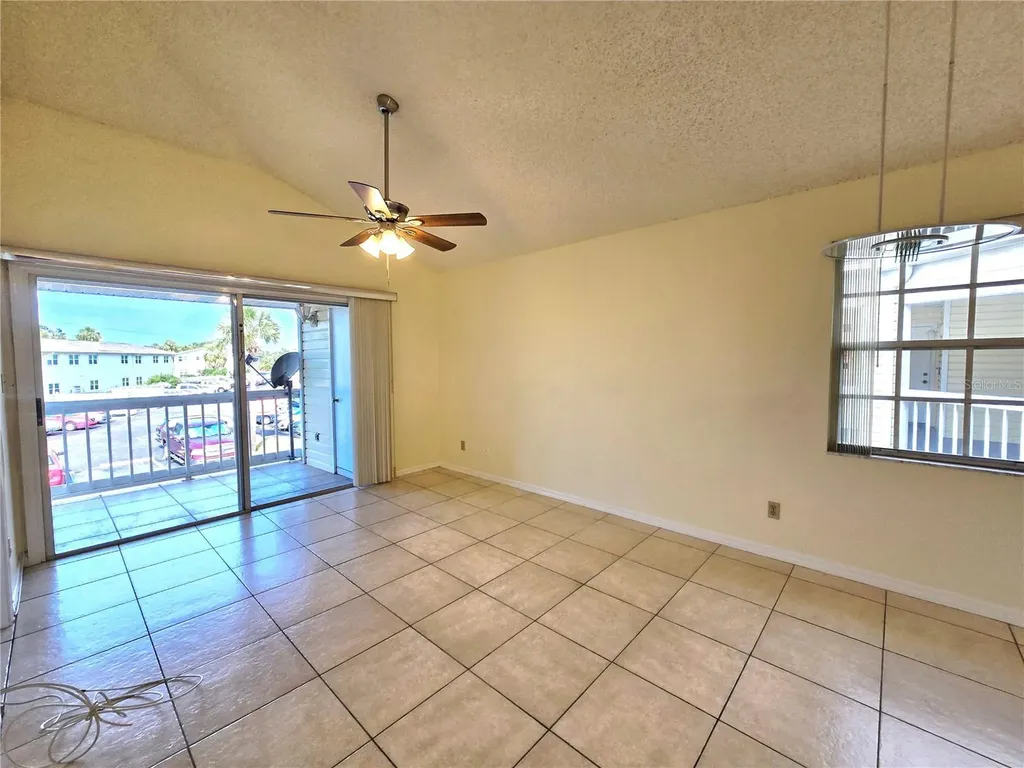 6802 Stones Throw Circle N St Petersburg FL 33710