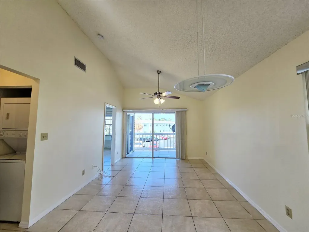 6802 Stones Throw Circle N St Petersburg FL 33710