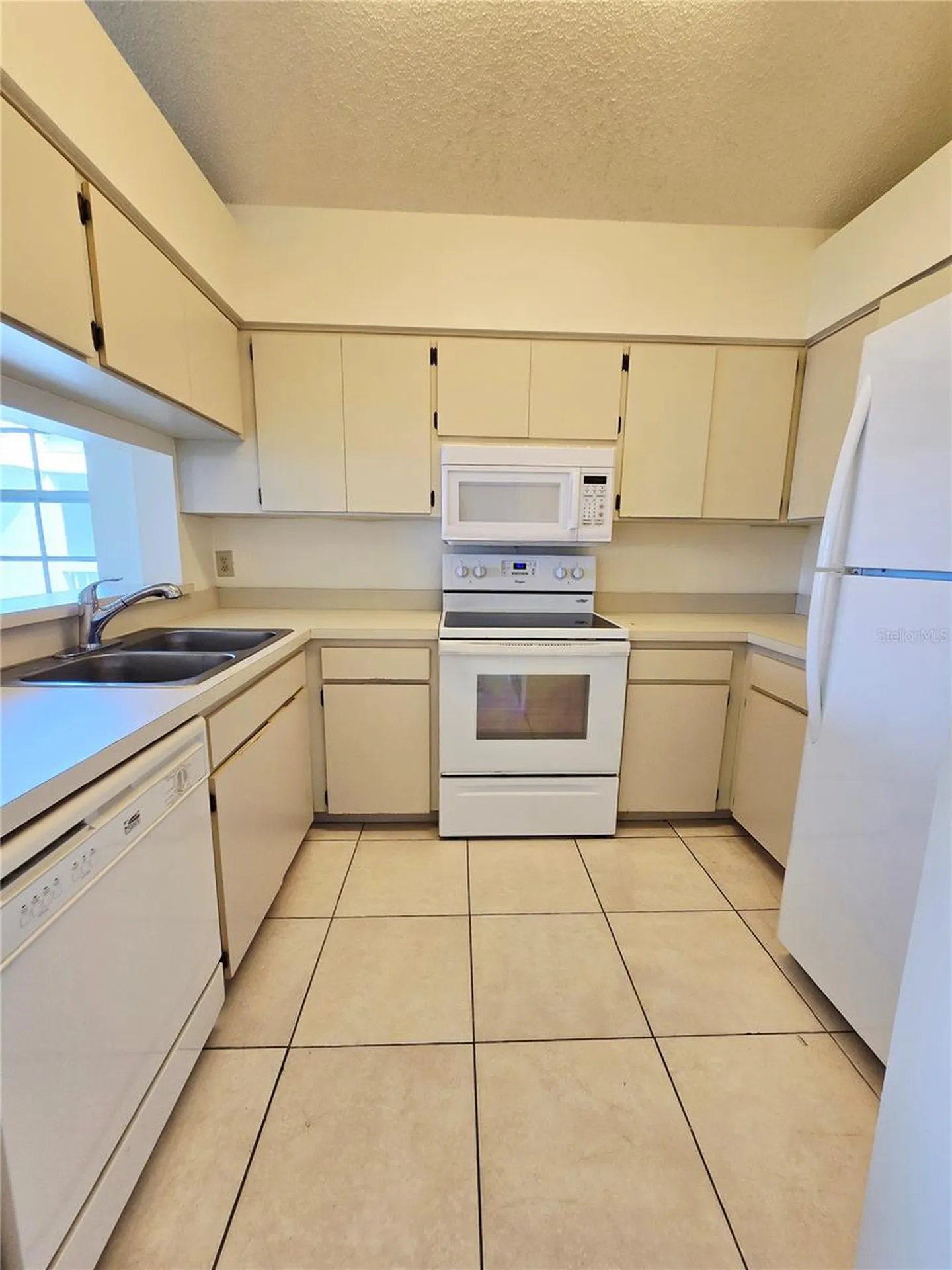 6802 Stones Throw Circle N St Petersburg FL 33710