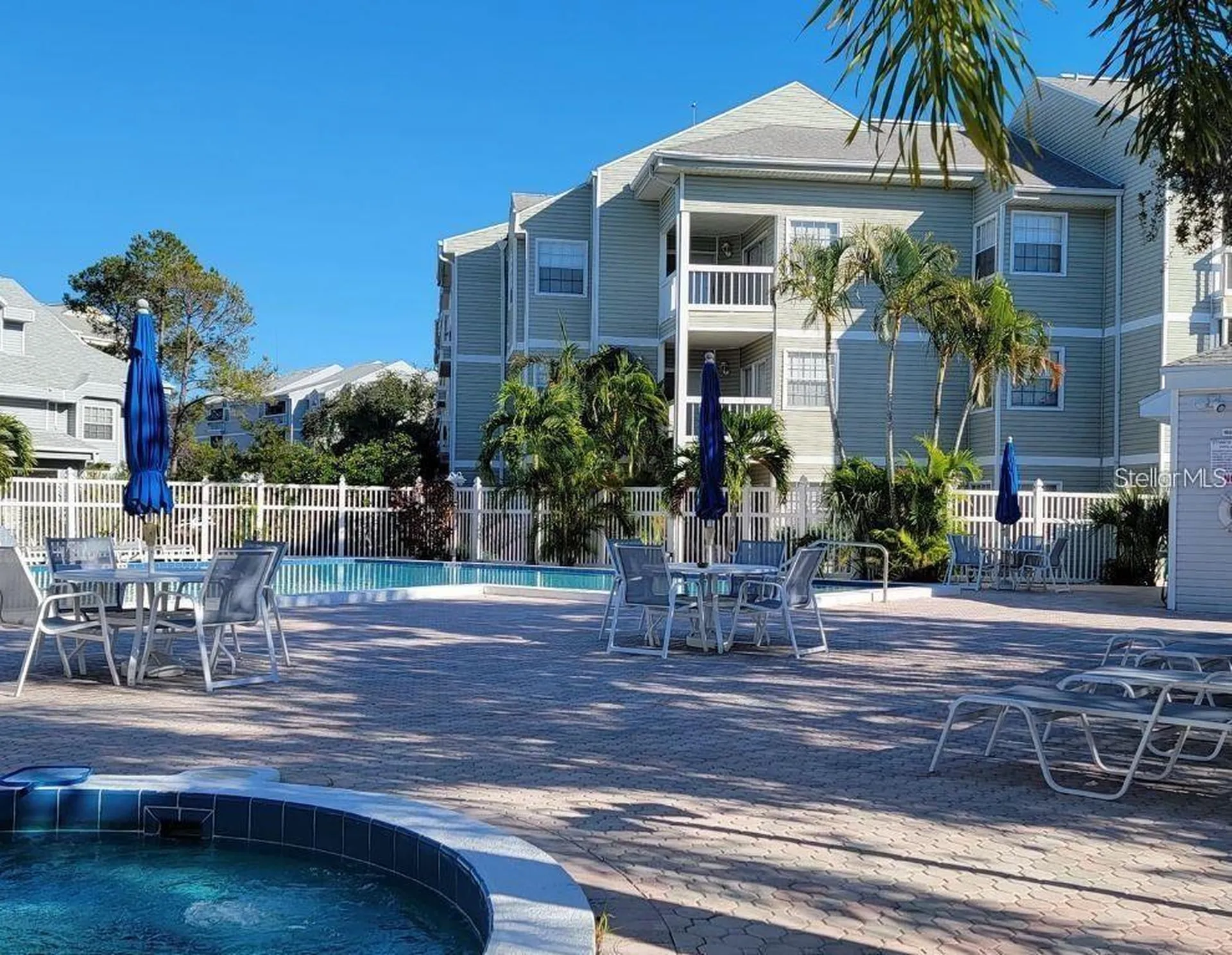 6802 Stones Throw Circle N St Petersburg FL 33710